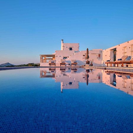 Luxurious Villa Pactia Amazing Pool Isterni  외부 사진