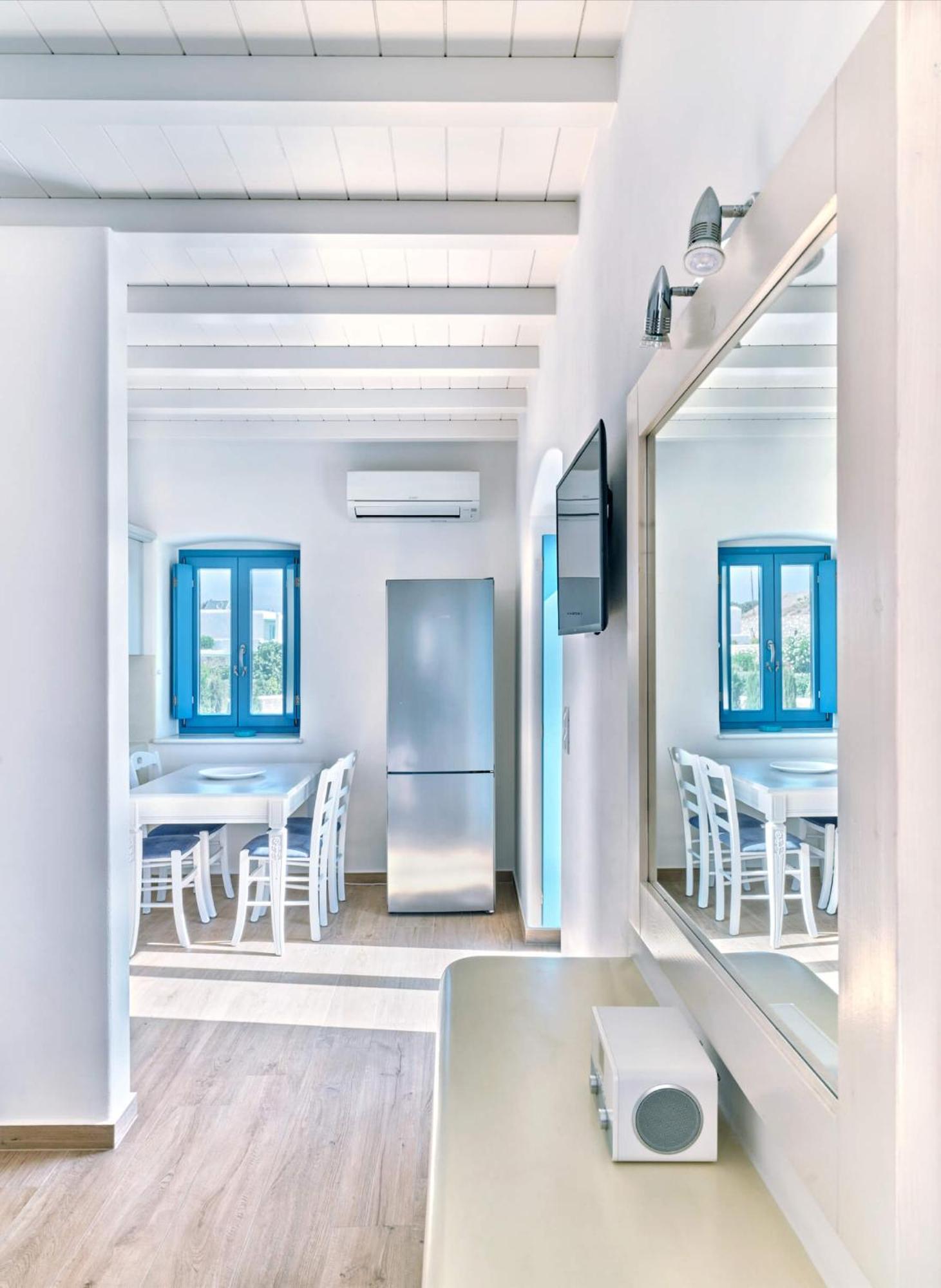 Luxurious Villa Pactia Amazing Pool Isterni  외부 사진